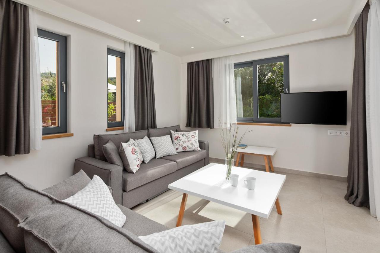 Perithia Suites Exteriér fotografie
